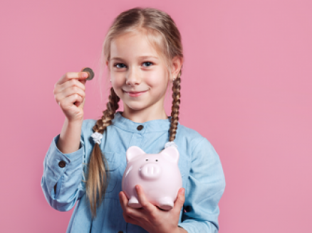Kieszonkowe i nie tylko: Jak uczyć dzieci o wartości pieniądza?